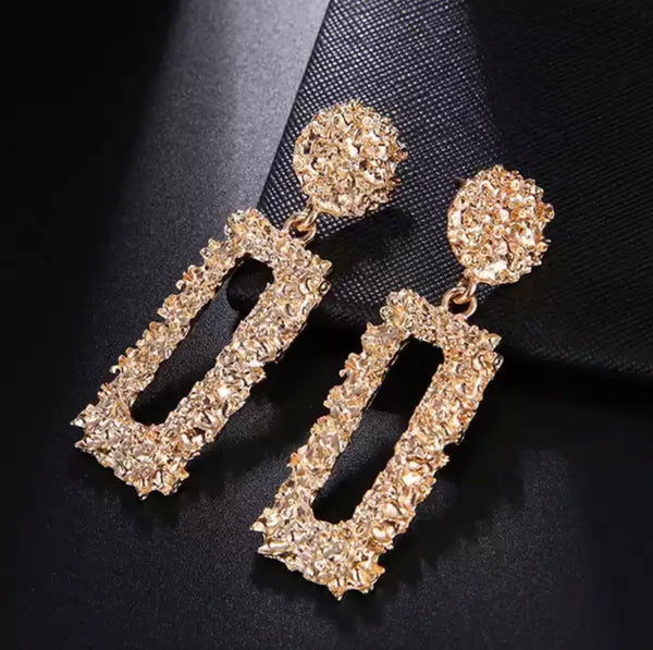 Naomi Drop Earrings